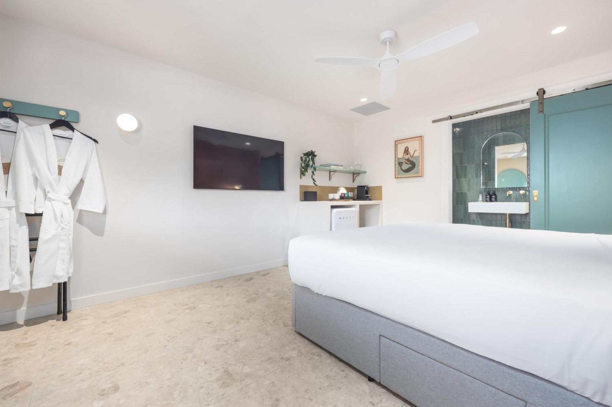 The Shores Miami Гоулд Коуст Стая снимка